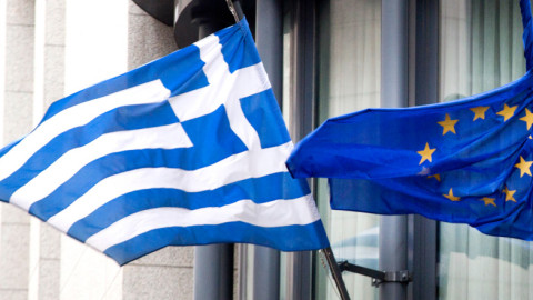 Μειώνει η Κομισιόν τις προβλέψεις της για το ελληνικό ΑΕΠ