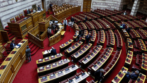 Κατατέθηκε η πρόταση του ΣΥΡΙΖΑ για το Σύνταγμα
