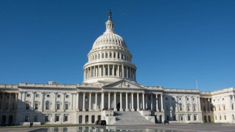 Τι σημαίνει το αποτέλεσμα των ενδιάμεσων εκλογών στις ΗΠΑ