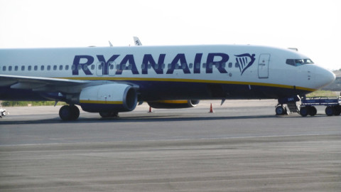 Ryanair: Από τον Ιούλιο το 40% των πτήσεων