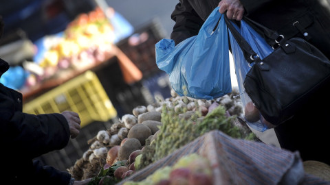 Αυξάνεται από το νέο έτος η τιμή της σακούλας