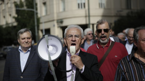 Νέα δεδομένα για τα αναδρομικά των συντάξεων