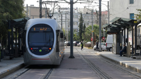 Διακοπή στα δρομολόγια του τραμ την Τρίτη