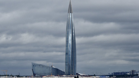 H Gazprom στο υψηλότερο κτίριο της Ευρώπης