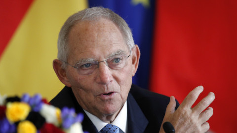 Σόιμπλε: Δεν πολέμησα την Μέρκελ