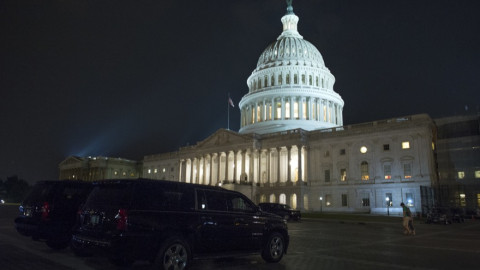 Shutdown στις ΗΠΑ: Η συμφωνία για τον τερματισμό του ξεπέρασε το πρώτο εμπόδιο, εγκρίθηκε από τη Γερουσία