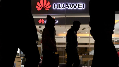 Huawei: Μπόνους για την αντιμετώπιση της πολεμικής των ΗΠΑ