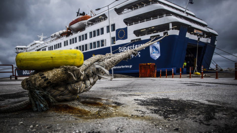 Δεμένα τα πλοία στα λιμάνια στις 24 Σεπτεμβρίου