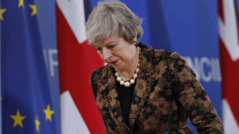 Απέρριψαν οι Βρετανοί τη συμφωνία για το Brexit