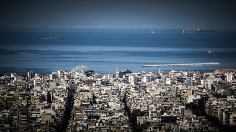 Τοις μετρητοίς οι αγορές ακινήτων στην Ελλάδα