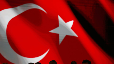 Δώδεκα τραυματίες από ανεμοστρόβιλο σε τουρκικό αεροδρόμιο