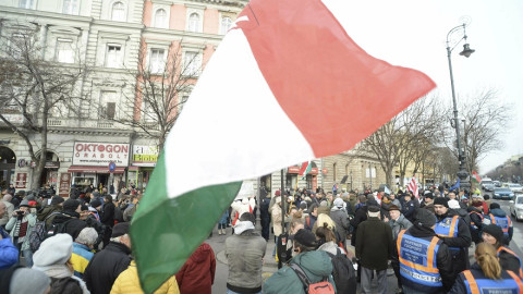 "Αρκετά πιά" φωνάζουν οι Ούγγροι για τις υπερωρίες