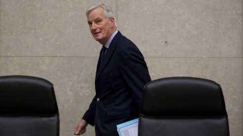 Μπαρνιέ: Έτοιμη η ΕΕ για νέα συμφωνία με τη Βρετανία