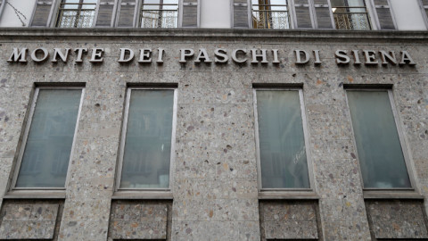 Λύσεις για τις Monte dei Paschi και Carige αναζητά η Ιταλία