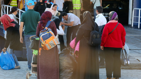 Die Zeit: Χιλιάδες μετανάστες φεύγουν από την Ελλάδα