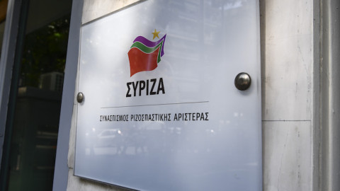 Ηλιόπουλος: Η κ. Μενδώνη παραδέχθηκε ουσιαστικά ότι η ίδια και ο κ. Μητσοτάκης για 20 μέρες συγκάλυπταν τον κ. Λιγνάδη