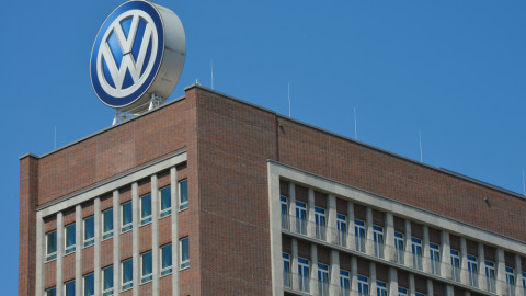 Volkswagen-Γερμανία: Σε αναγκαστική άδεια σχεδόν 80.000 εργαζόμενοι