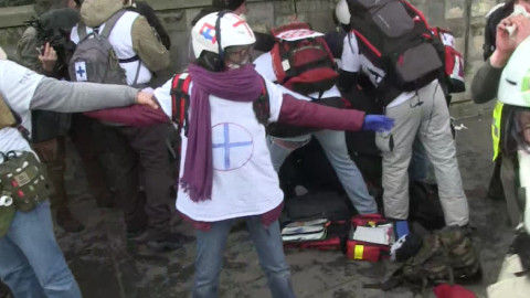 Σοβαρός τραυματισμός διαδηλωτή στο Παρίσι