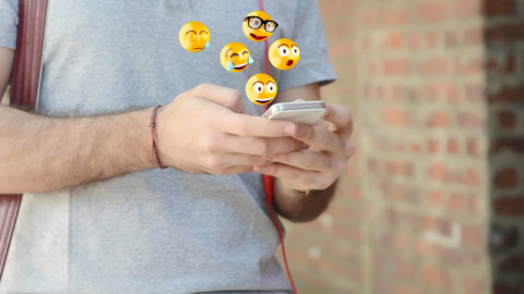 Νέα emojis για... έμμηνο ρύση και αναπηρία