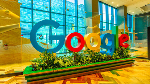 Google: Κατέρρευσε γερανός σε υπό ανέγερση γραφεία