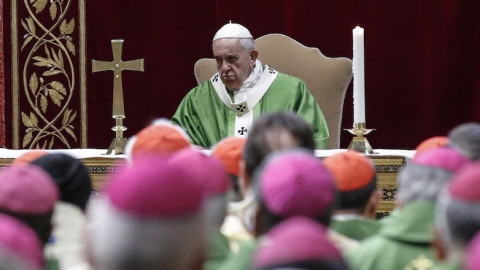 Πάπας: Τερατώδες το φαινόμενο των παιδόφιλων ιερέων