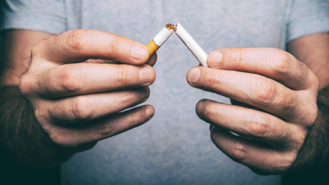 Έρχονται έλεγχοι και βαριά πρόστιμα για το κάπνισμα