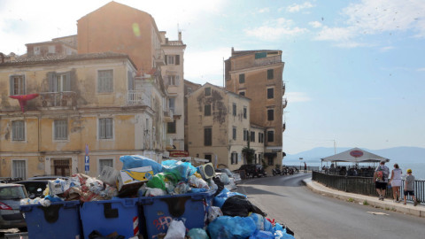 Αποφάσεις στο παραπέντε για τα σκουπίδια στην Κέρκυρα