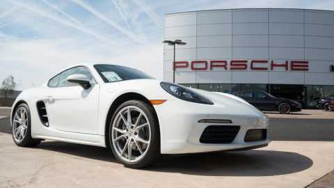  Η Porsche σημείωσε αύξηση πωλήσεων 11% το 2021 συγκριτικά με το 2020