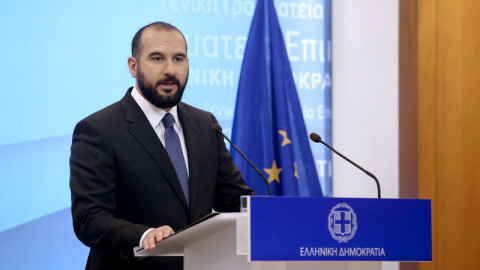 Τζανακόπουλος κατά Στουρνάρα - Υπεράσπιση σε Κόκκαλη 
