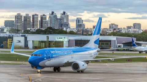 Καθηλωμένα τα αεροπλάνα στην Αργεντινή λόγω λιτότητας