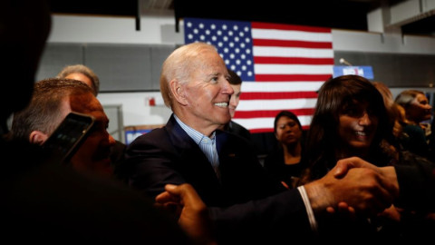 Προβάδισμα Μπάιντεν για το χρίσμα των Δημοκρατικών