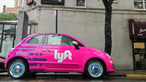 Διπλασιάστηκαν τα έσοδα της Lyft παρά τις ζημιές