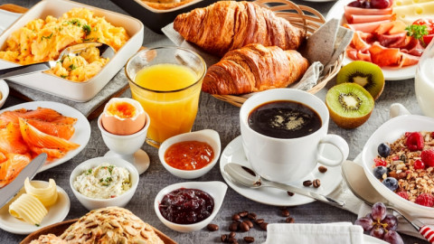 Ε.Ε.: Προσωρινή συμφωνία για τρόφιμα του πρωινού όπως μέλι, χυμοί και μαρμελάδες 