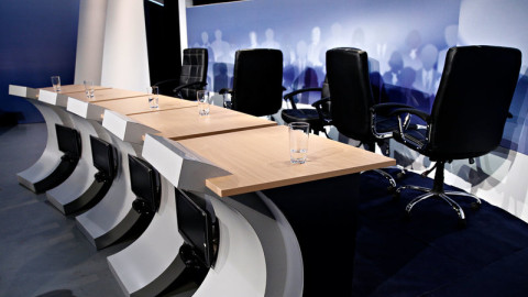 Σε αναζήτηση συναίνεσης για το ντιμπέιτ
