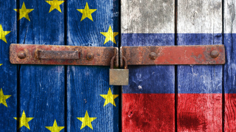 Ρωσία: Οι κυρώσεις «βύθισαν» τις εξαγωγές προς την Ευρώπη