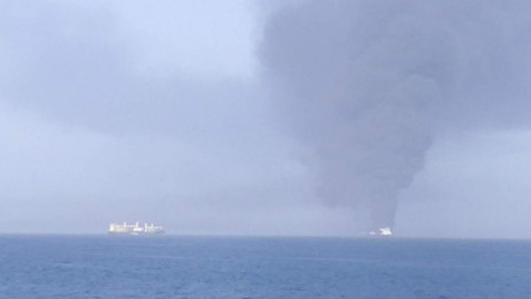 Δεξαμενόπλοιο χτυπήθηκε από τορπίλη ανοιχτά του Ομάν