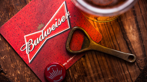 Τι θα κάνει η Budweiser με τις μπύρες που προορίζονταν για το Κατάρ