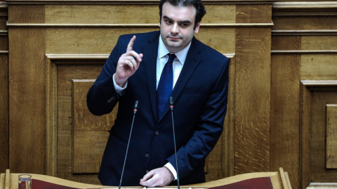 Πιερρακάκης: Αυστηροποίηση των ποινών για την καταπολέμηση του παράνομου τζόγου