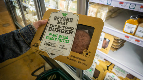 Η χορτοφαγική επενδυτική τρέλα που ονομάζεται Beyond Meat