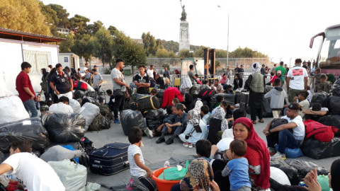 Μεταφορά 1500 προσφύγων από τη Μυτιλήνη στο Κιλκίς