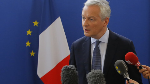 «Σύμφωνο ανάπτυξης» της Ευρωζώνης προτείνει η Γαλλία
