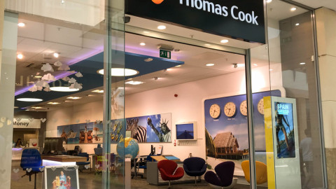 Κατέρρευσε η Thomas Cook - Αγωνία για 600.000 πελάτες της