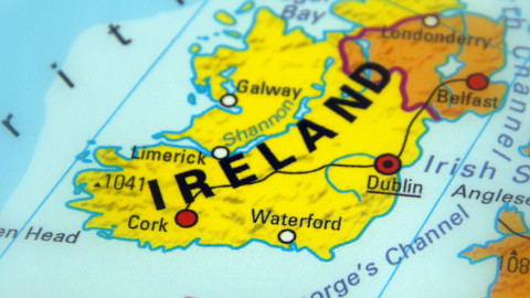 Ιρλανδία: Κίνδυνος να χαθούν 73.000 θέσεις εργασίας από άτακτο Brexit