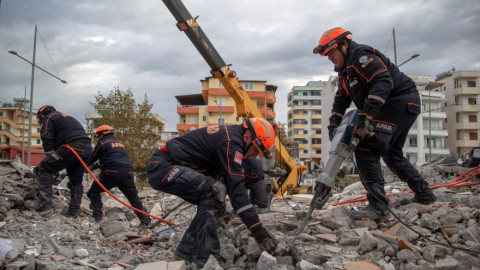 Σεισμός στην Αλβανία: 47 νεκροί ενώ η γη τρέμει ακόμη