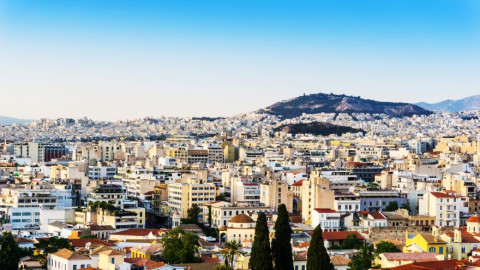 Ακίνητα: «Τσουχτερά» πρόστιμα για Airbnb και νέες αντικειμενικές