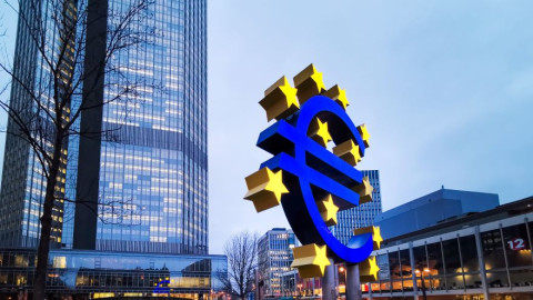 Η ΕΚΤ εντείνει τις εργασίες της για το ψηφιακό ευρώ