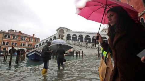 Βούλιαξε η Βενετία από τη χειρότερη πλημμύρα εδώ και 50 χρόνια