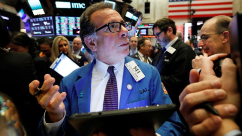 Νέο ρεκόρ για τη Wall Street - Πάνω από τις 3.200 μονάδες 