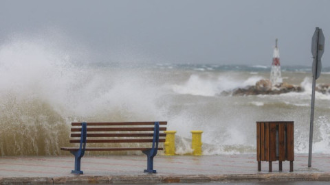 Κακοκαιρία Ζηνοβία: Χιόνια, βροχές και προβλήματα στις μετακινήσεις