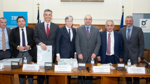 Από αριστερά: Π. Δημητρίου, Ν. Υποφάντης, G. Zorgno, Α. Σαρρηγεωργίου, Γ. Μασούτης, Ι. Χατζηθεοδοσίου, Δ. Γαβαλάκης